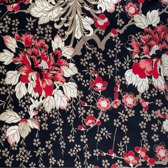 🥀 BCBGMaxAzria, Spider Chrysanthemums Floral Midi Dress - Picture 11 of 15